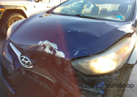 2014 Hyundai Elantra Se из США, поврежденный, VIN 5NPDH4AE4EH530803